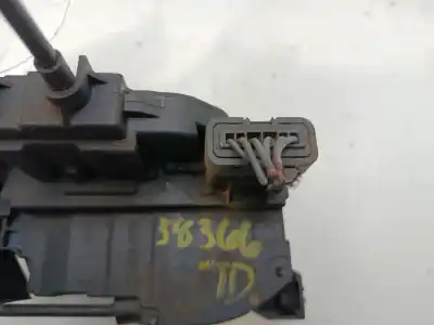 Second-hand car spare part rear right door lock for renault megane iii sport tourer expression oem iam references 825028873r