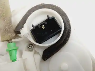 Peça sobressalente para automóvel em segunda mão FECHADURA DA PORTA TRASEIRA DIREITA por MAZDA 3 LIM. (BL) Active Referências OEM IAM BBM472310A  