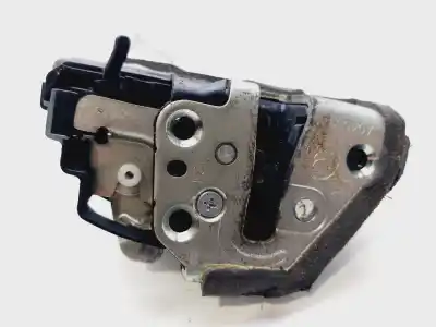 Second-hand car spare part rear right door lock for toyota auris luna oem iam references 6905002180