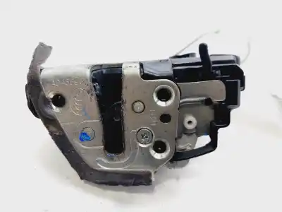 Second-hand car spare part rear left door lock for toyota auris luna oem iam references 6906042021