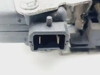 Second-hand car spare part rear left door lock for dacia sandero ambiance oem iam references 8200735244