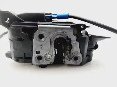 Second-hand car spare part LEFT FRONT DOOR LOCK for RENAULT LAGUNA III  OEM IAM references 805010004R  