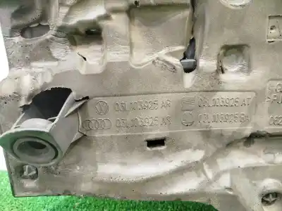 Peça sobressalente para automóvel em segunda mão TAMPA DO MOTOR por SKODA OCTAVIA BERLINA (1Z3) Family Referências OEM IAM 03L103925AR  