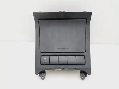 Pezzo di ricambio per auto di seconda mano PORTACENERE per VOLKSWAGEN SCIROCCO (137) 2.0 TDI (125kW) Riferimenti OEM IAM 5K0857961  