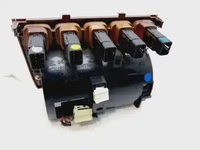 Pezzo di ricambio per auto di seconda mano PORTACENERE per DAEWOO EVANDA (KLAL) 2.0 Riferimenti OEM IAM 96327235  