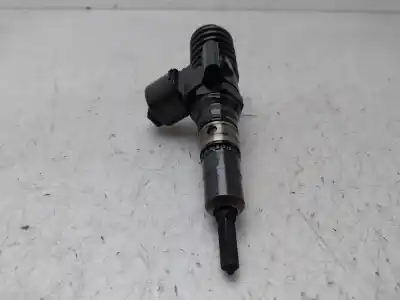 Pezzo di ricambio per auto di seconda mano iniettore per audi a3 (8p1) 2.0 tdi 16v riferimenti oem iam 03g130073b