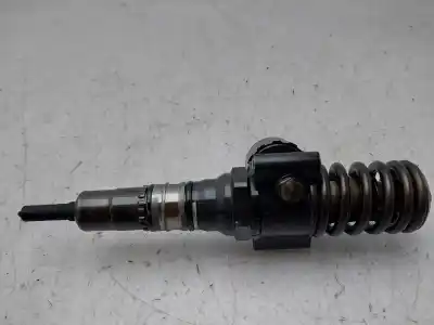 Pezzo di ricambio per auto di seconda mano iniettore per audi a3 (8p1) 2.0 tdi 16v riferimenti oem iam 03g130073b