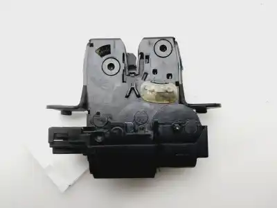 Second-hand car spare part Trunk Lock for RENAULT LAGUNA III GT 4Control OEM IAM references 8200747429B  