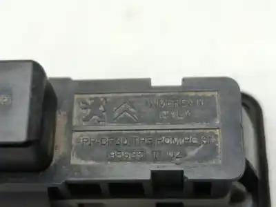 Peça sobressalente para automóvel em segunda mão puxador exterior de mala por citroen c4 cactus van (0b_, 0p_) puretech 110 referências oem iam 95835t02