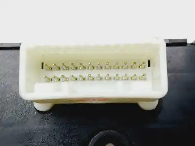 Peça sobressalente para automóvel em segunda mão interruptor 4 piscas - emergência por kia pro_ceed active 116 cv / 85 kw referências oem iam 937001h000  