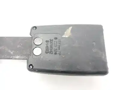 Peça sobressalente para automóvel em segunda mão chicote / encaixe cinto segurança traseiro central por bmw serie 7 (e65/e66) 730d referências oem iam 8223324