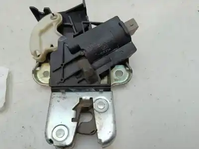 Second-hand car spare part trunk lock for audi a6 c6 (4f2) 2.4 oem iam references 4f5827505d