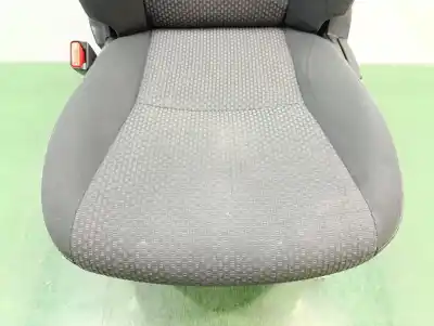 Peça sobressalente para automóvel em segunda mão assento dianteiro esquerdo por toyota verso advance referências oem iam 720200f032  