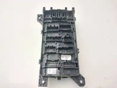 Peça sobressalente para automóvel em segunda mão CAIXA DE FUSÍVEIS E RELÉS por KIA SORENTO (BL) (2002->) 2.5 CRDi Referências OEM IAM 911613E011  