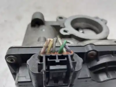 Peça sobressalente para automóvel em segunda mão BORBOLETA DE ADMISSÃO por RENAULT CLIO III Dynamique Referências OEM IAM 8200578645  