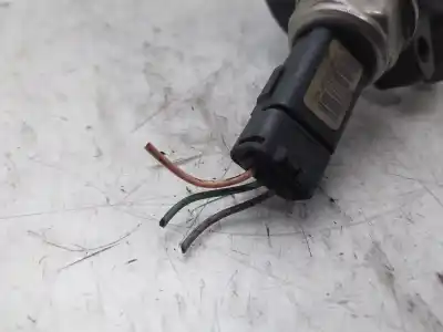 Peça sobressalente para automóvel em segunda mão RÉGUA / RAMPA DE INJETORES por RENAULT CLIO II FASE II (B/CB0) Confort Expression Referências OEM IAM 8200057345  