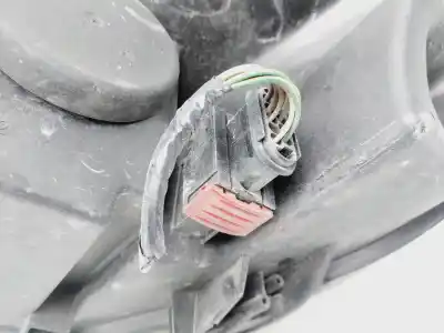 Piesă de schimb auto la mâna a doua FAR DREAPTA pentru PEUGEOT 407 SW SR Confort Referințe OEM IAM 0301213202  