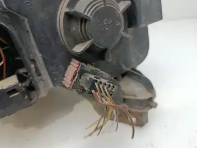 Peça sobressalente para automóvel em segunda mão farol / farolim direito por opel corsa c essentia referências oem iam 13237262  