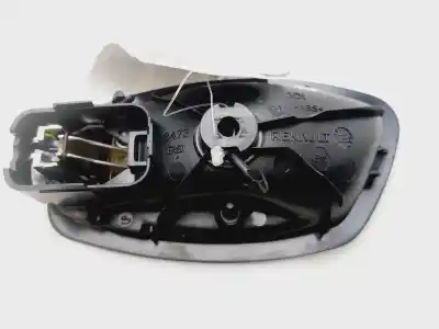 Tweedehands auto-onderdeel BINNEN VOOR RECHTS HANDVAT voor RENAULT CAPTUR I (J5_, H5_) 0.9 TCE 90 OEM IAM-referenties 806700005R  