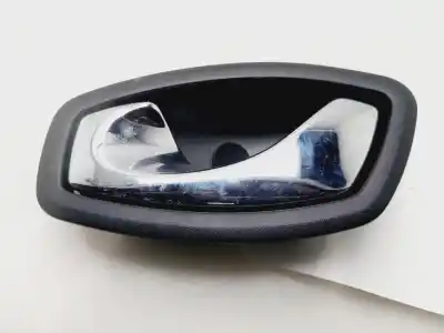 Tweedehands auto-onderdeel BINNENHANDGREEP LINKS VOOR voor RENAULT CAPTUR I (J5_, H5_) 0.9 TCE 90 OEM IAM-referenties 806700006R  