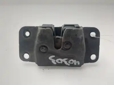 Pièce détachée automobile d'occasion coffre / serrure de porte pour ssangyong rexton rx 290 plus références oem iam 7140208000