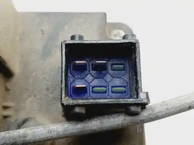 Peça sobressalente para automóvel em segunda mão fechadura da porta traseira esquerda por opel corsa c essentia referências oem iam 13154793  