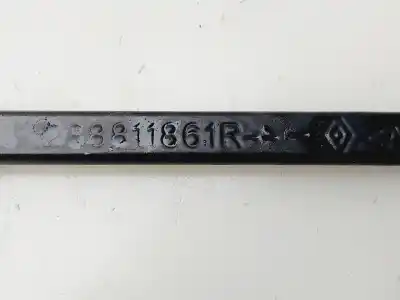Pezzo di ricambio per auto di seconda mano braccio tergicristallo anteriore sinistro per renault fluence dynamique riferimenti oem iam 288811861r  