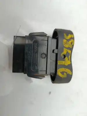 Pièce détachée automobile d'occasion interrupteur de verrouillage des portes pour dacia duster (hs_) 1.5 dci (hsmc) références oem iam 8702508