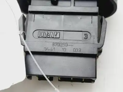 Pièce détachée automobile d'occasion bouton interrupteur pour dacia sandero ambiance références oem iam 870250