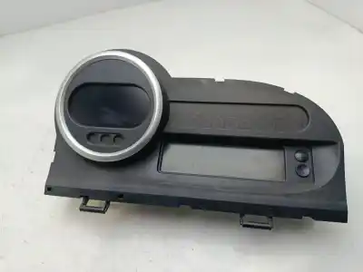 Peça sobressalente para automóvel em segunda mão quadrante por renault twingo dynamique 76 cv / 56 kw referências oem iam 8200833493  