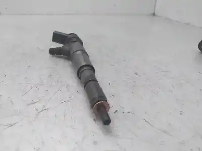 Second-hand car spare part Injector for BMW SERIE 7 (E65/E66) 730d OEM IAM references 7789661  