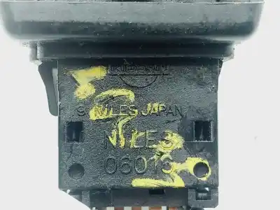 Second-hand car spare part HAZARD WARNING LIGHTS for NISSAN ALMERA TINO (V10M) Básico OEM IAM references 06016  