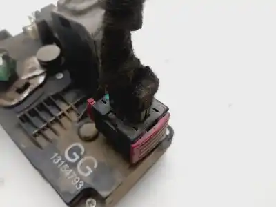 Автозапчасти б/у замок задней левой двери за opel corsa d essentia ссылки oem iam 13154793  