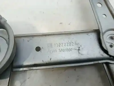 Second-hand car spare part passenger side right window regulator for opel corsa d essentia oem iam references 13222282  