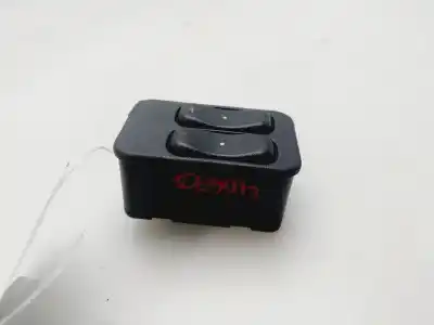 Pièce détachée automobile d'occasion commande de lève vitre avant gauche pour opel corsa d essentia références oem iam 13363202