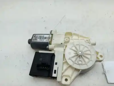 Peça sobressalente para automóvel em segunda mão motor elevador vidro traseiro direito por renault fluence dynamique referências oem iam 827306548r  