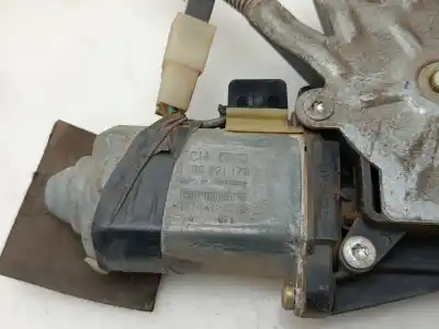 Peça sobressalente para automóvel em segunda mão elevador de vidros dianteiro direito por opel kadett e ls berlina referências oem iam 90186600