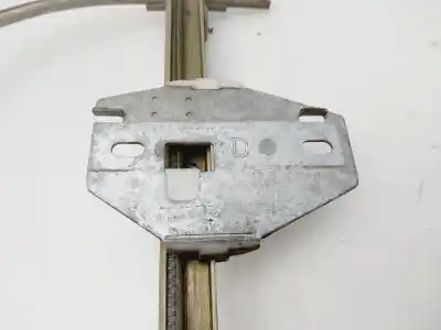 Second-hand car spare part REAR RIGHT WINDOW REGULATOR for RENAULT 19 HATCHBACK (B/C53) 1.4E RN 79 CV / 58 KW OEM IAM references 7700834340  