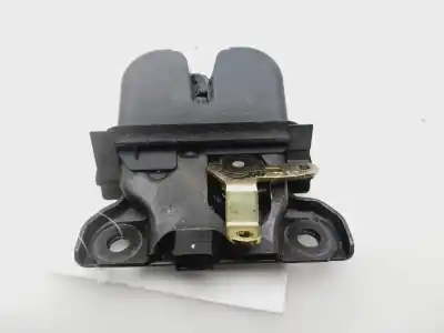 Автозапчасти б/у замок багажника/ворот за audi a3 (8l) 1.9 tdi ссылки oem iam 8l0827520c  