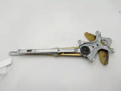 İkinci el araba yedek parçası arka sol cam regülatörü için toyota picnic (m10) 2.2 td 90 cv / 66 kw oem iam referansları 6980444010