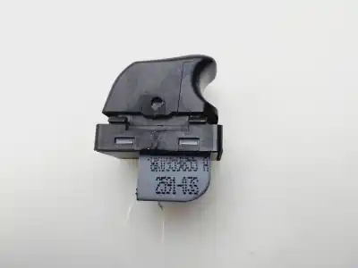 Автозапчасти б/у ВЫКЛЮЧАТЕЛЬ ПЕРЕДНЕГО ПРАВОГО ОКНА за AUDI A4 AVANT (8K5) (2008) Básico ссылки OEM IAM 8K0959855A  