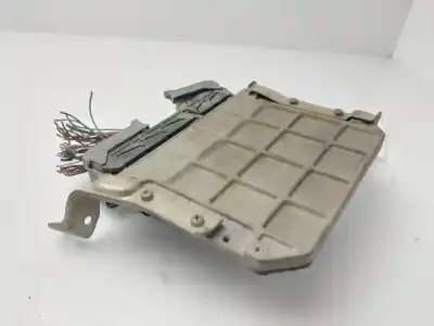 Peça sobressalente para automóvel em segunda mão centralina de motor uce por toyota corolla (e15) luna referências oem iam 8966112b01