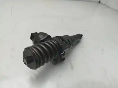 Recambio de automóvil de segunda mano de INYECTOR para SKODA SUPERB (3U4) Classic referencias OEM IAM 038130073AR  
