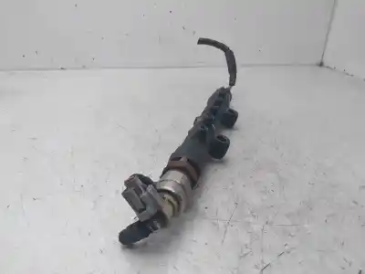 İkinci el araba yedek parçası ENJEKTÖR RAMPASI için TOYOTA AVENSIS BERLINA (T25) 2.0 D4-D Sol Berlina OEM IAM referansları 2381027030  