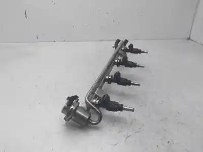 Автозапчасти б/у рампа инжектора за audi a3 (8l1) 1.8 t ссылки oem iam 06a133681b  