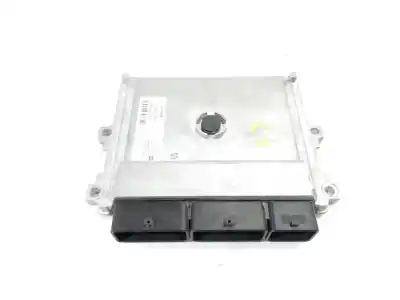 Recambio de automóvil de segunda mano de centralita motor uce para dacia sandero 0.9 tce cat referencias oem iam 237102982s  