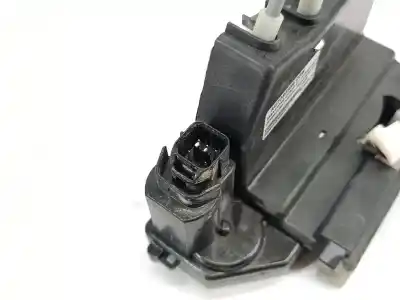 İkinci el araba yedek parçası sag ön kapi kilidi için ssangyong kyron 2.7 turbodiesel cat (euro 4) oem iam referansları 7122009006   İkinci el araba yedek parçası sag ön kapi kilidi için ssangyong kyron 2.7 turbodiesel cat (euro 4) oem iam referansları 7122009006