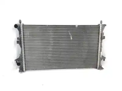 Pièce détachée automobile d'occasion RADIATEUR D'EAU pour RENAULT LAGUNA II  Références OEM IAM 8200008764  
