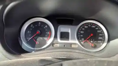 Pezzo di ricambio per auto di seconda mano pannello degli strumenti per renault clio iii confort dynamique riferimenti oem iam 8200305020f