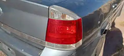 Автозапчастина б/у правий ліхтар для opel vectra c (z02) 2.0 dti 16v (f69) посилання на oem iam 13131002  